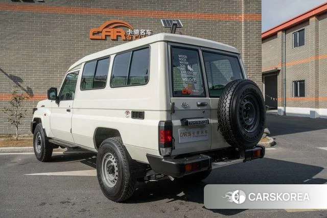 Toyota Land Cruiser 70 Series id 4258834 из Китая 25