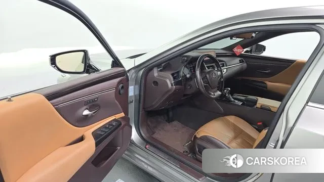 Lexus ES300h 7th generation id 3325123 из Кореи 20