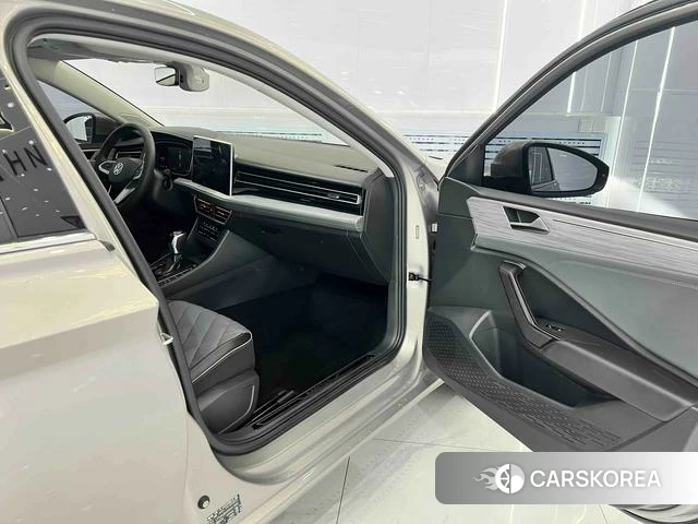 Volkswagen Sagitar id 4256032 из Китая 20