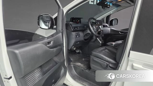 Hyundai Staria id 4194233 из Кореи 30