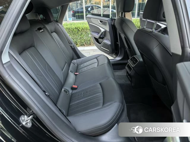 Audi A7 id 4239234 из Китая 50
