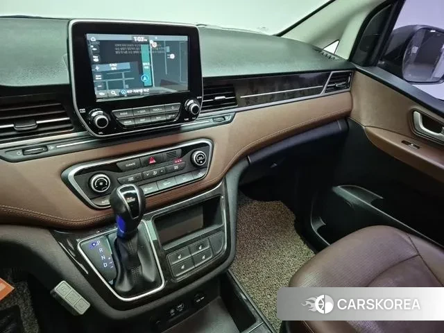 Hyundai The New Grand Starex id 3444804 из Кореи 19