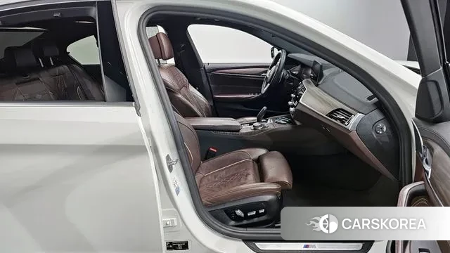 BMW 5 Series (G30) id 3417586 из Кореи 20