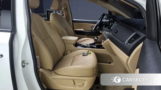 Kia The New Carnival id 3748072 из Кореи 20