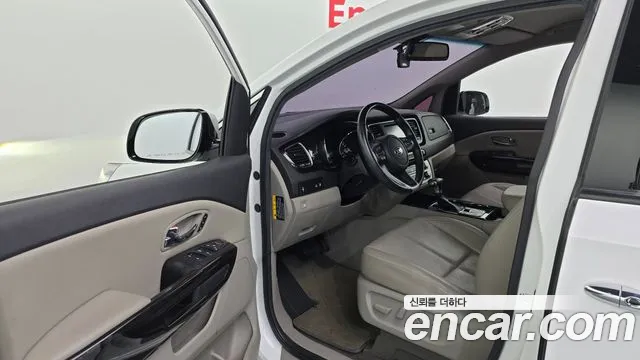 Kia The New Carnival id 2679114 из Кореи 20