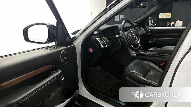 Land Rover Discovery 5 id 4188554 из Кореи 39