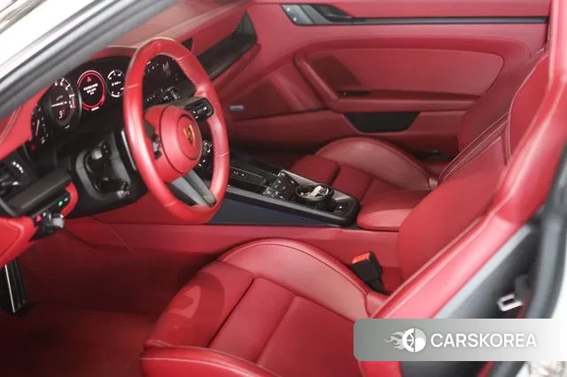 Porsche 911(992) id 2973362 из Кореи 20