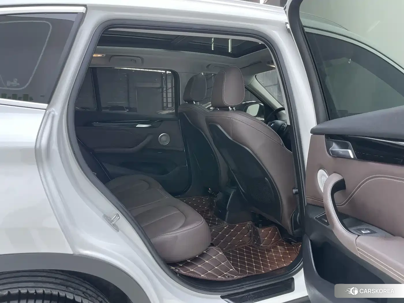BMW X1 id 4659699 из Китая 31