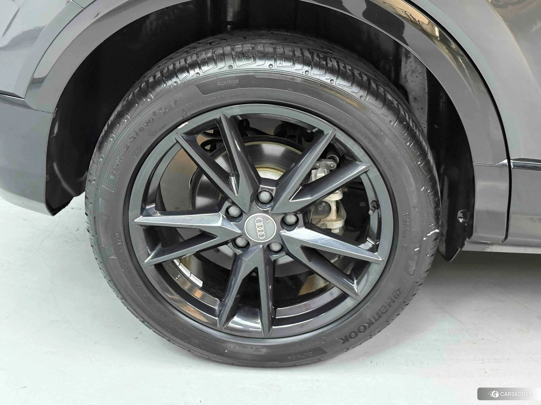 Audi Q2L id 4510600 из Китая 43