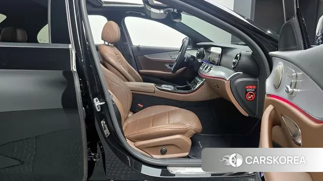 Mercedes-Benz E-Class W213 id 3777955 из Кореи 20