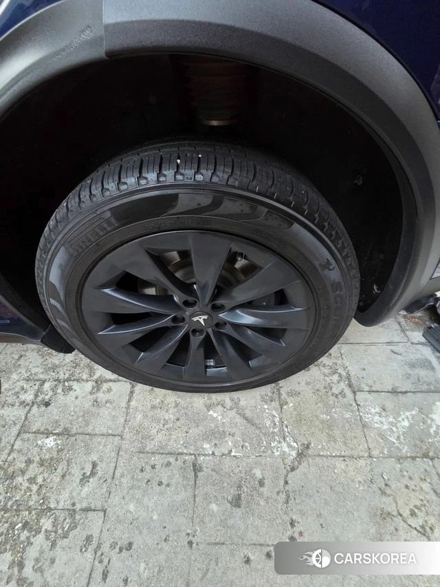 Tesla Model X id 3966377 из Кореи 16