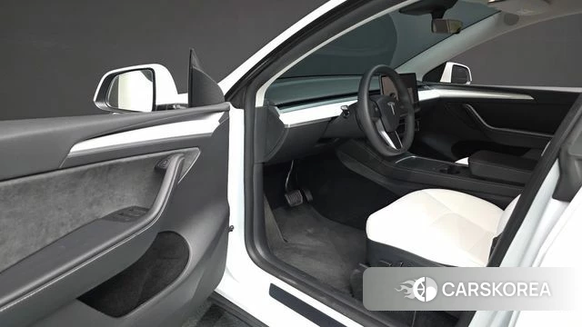 Tesla Model Y id 4442553 из Кореи 34