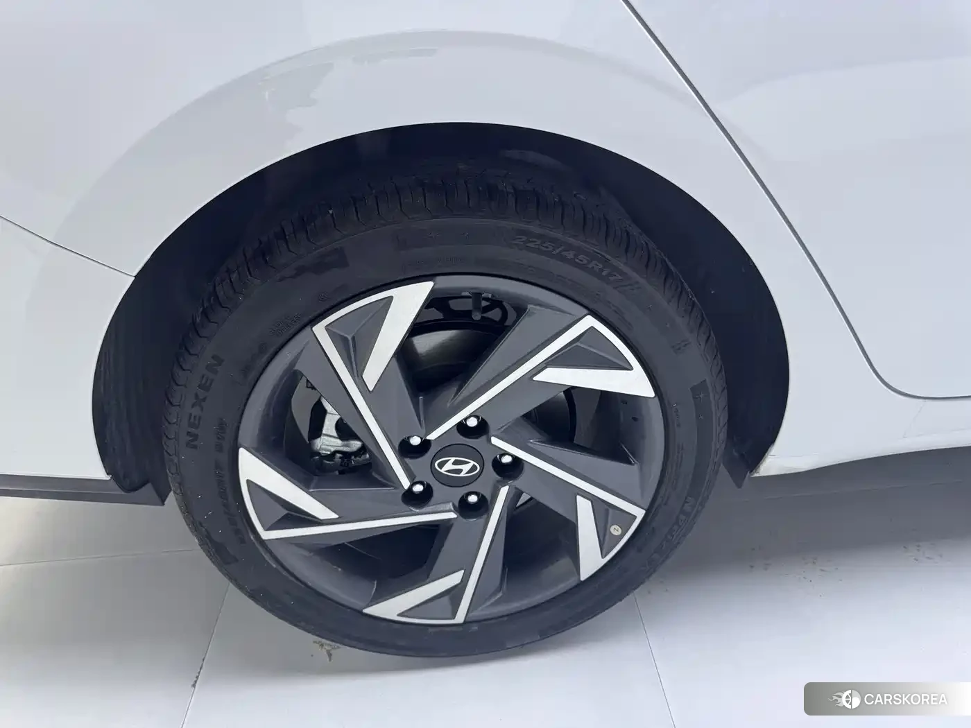 Hyundai Elantra id 4553629 из Китая 14