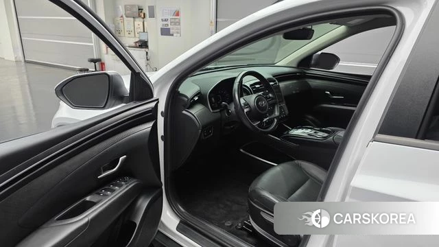 Hyundai Tucson (NX4) id 4573159 из Кореи 32
