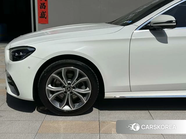 Mercedes-Benz E-class id 4263758 из Китая 25