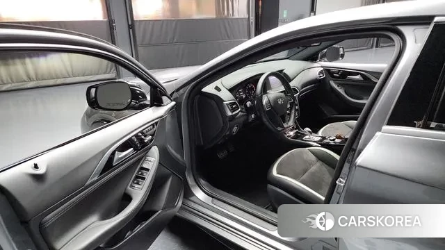 Infiniti Q30 id 3330268 из Кореи 20