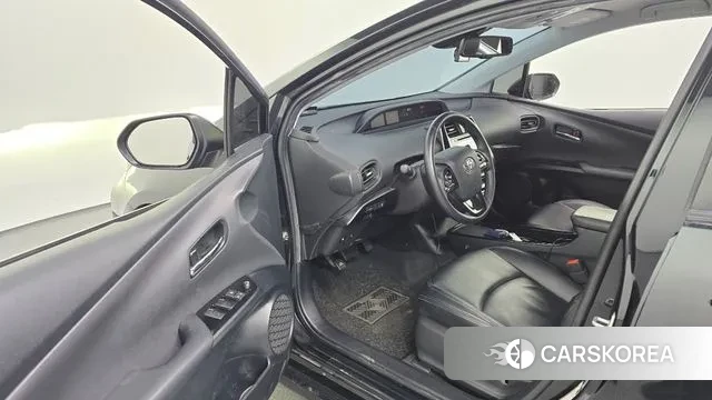 Toyota Prius 4th Generation id 3753724 из Кореи 20