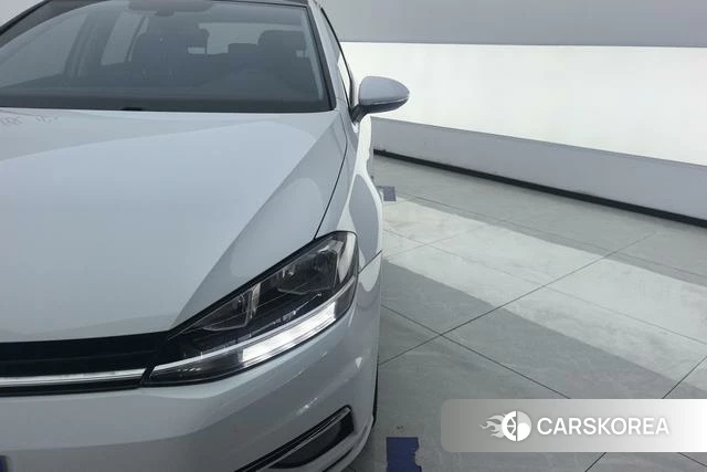 Volkswagen Golf id 4235912 из Китая 17