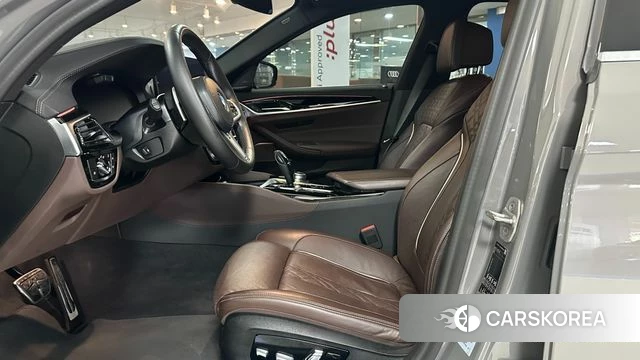 BMW 5 Series (G30) id 4676771 из Кореи 20