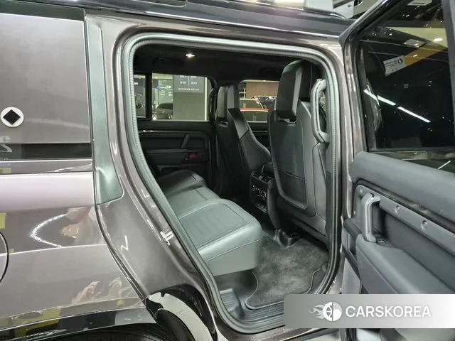 Land Rover Defender (L663) id 3769589 из Кореи 20