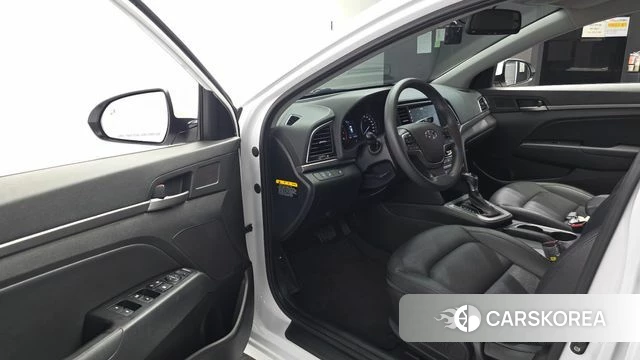 Hyundai Avante AD id 4525934 из Кореи 20