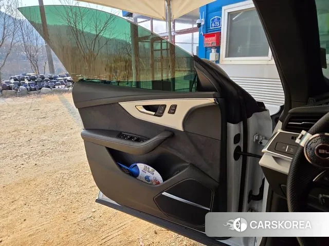 Audi Q8 (4M) id 3711644 из Кореи 13