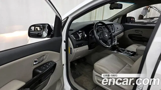 Kia The New Carnival id 2488333 из Кореи 20