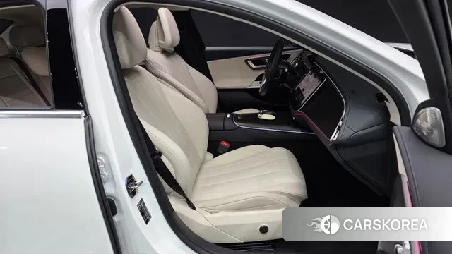 Mercedes-Benz E-Class W214 id 3695950 из Кореи 20