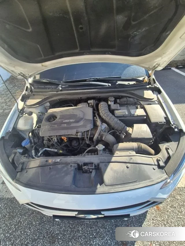 Hyundai Avante AD id 3510236 из Кореи 10