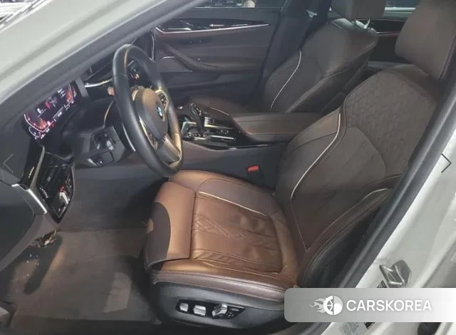 BMW 5 Series (G30) id 3468276 из Кореи 20