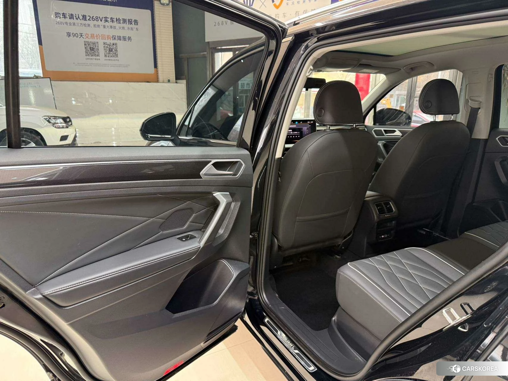 Volkswagen Tiguan L id 4510355 из Китая 23