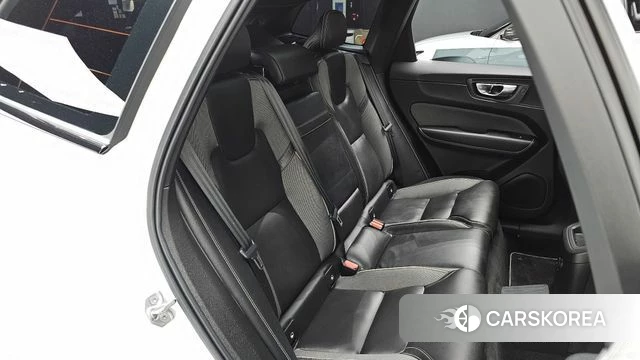Volvo XC60 second Generation id 4501608 из Кореи 32