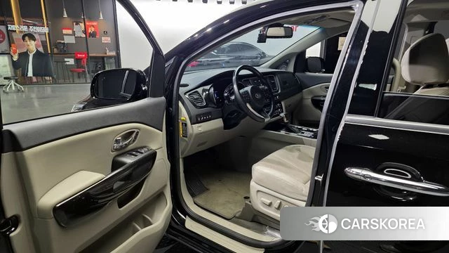 Kia The New Carnival id 3879458 из Кореи 20