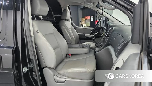 Hyundai The New Grand Starex id 4894732 из Кореи 31