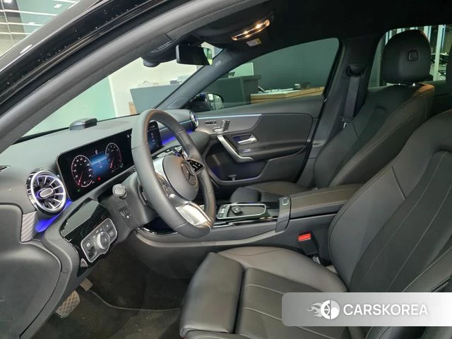 Mercedes-Benz A-Class W177 id 3921547 из Кореи 19