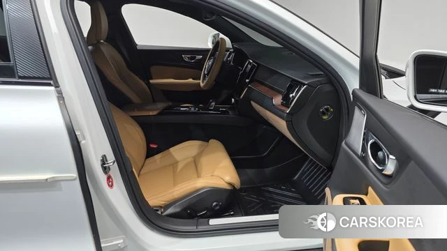 Volvo V60 Cross-Country 2nd Generation id 4683684 из Кореи 32