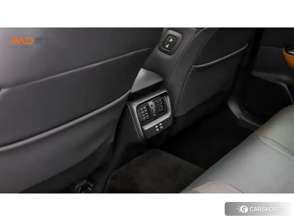 Toyota crown id 4515596 из Китая 10
