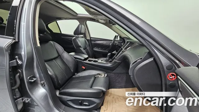 Infiniti Q50 id 2728323 из Кореи 20