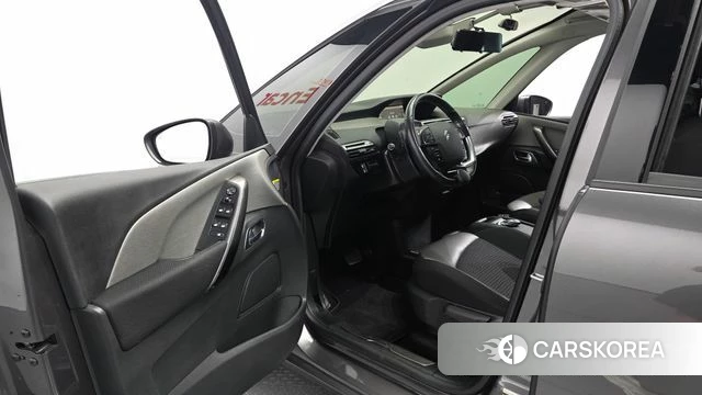 Citroen / DS Grand C4 Picasso id 4403381 из Кореи 35