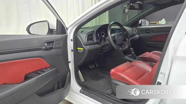 Hyundai Avante AD id 3024804 из Кореи 20