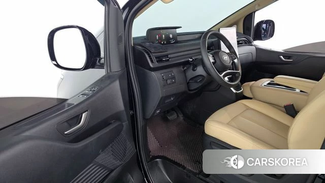 Hyundai Staria id 4194133 из Кореи 32