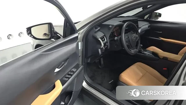 Lexus UX250h id 3256641 из Кореи 20