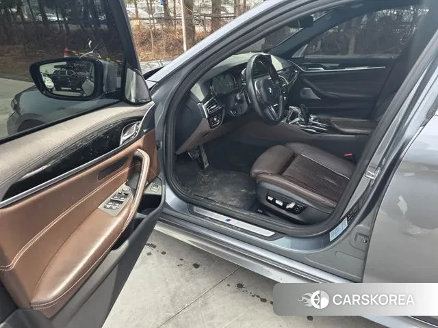 BMW 5 Series (G30) id 3723703 из Кореи 13