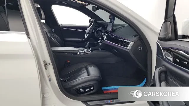 BMW 5 Series (G30) id 3508809 из Кореи 20