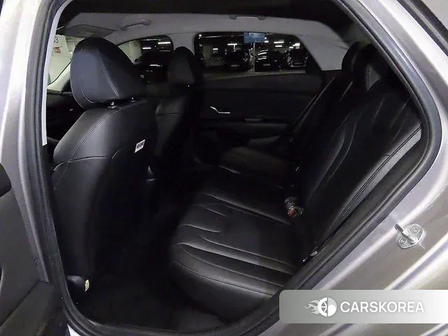 Hyundai Avante Hybrid (CN7) id 2901551 из Кореи 17