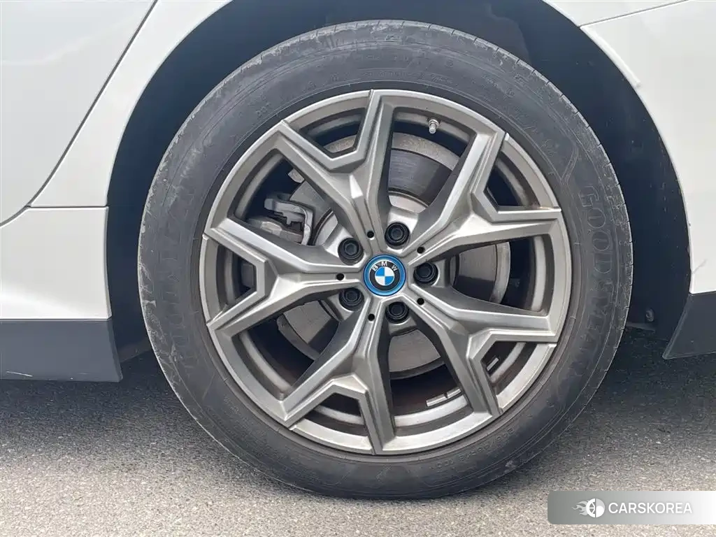 BMW i3 id 4547571 из Китая 17