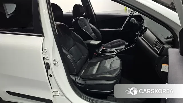 Kia Niro id 3313324 из Кореи 20