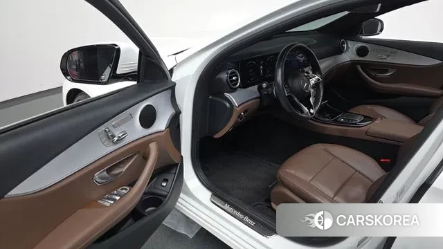 Mercedes-Benz E-Class W213 id 3384701 из Кореи 20