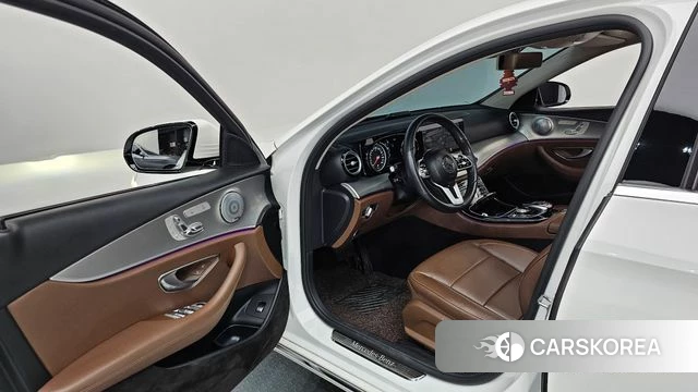 Mercedes-Benz E-Class W213 id 4662852 из Кореи 34