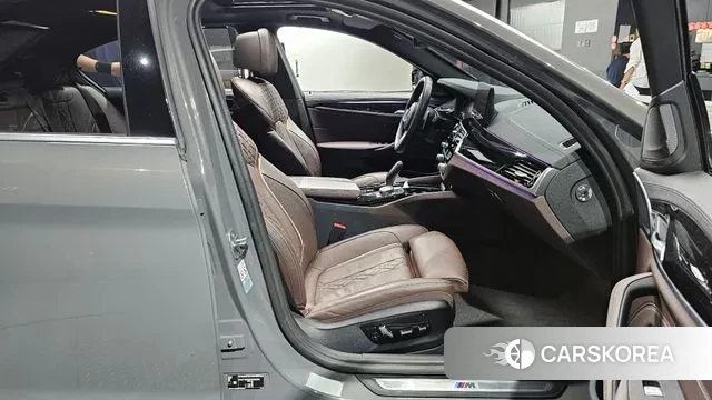 BMW 5 Series (G30) id 3058599 из Кореи 20